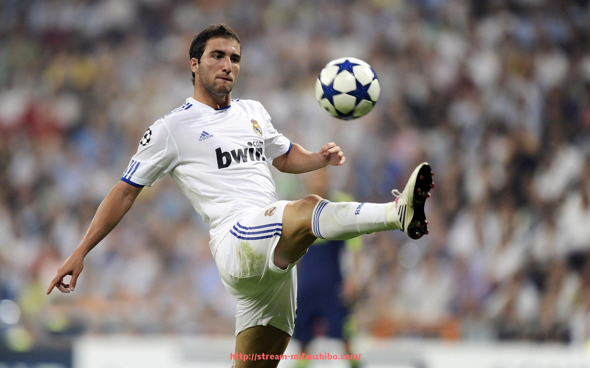 秘饭直播-世俱杯球员高光时刻集锦整理:难忘瞬间与经典进球回顾